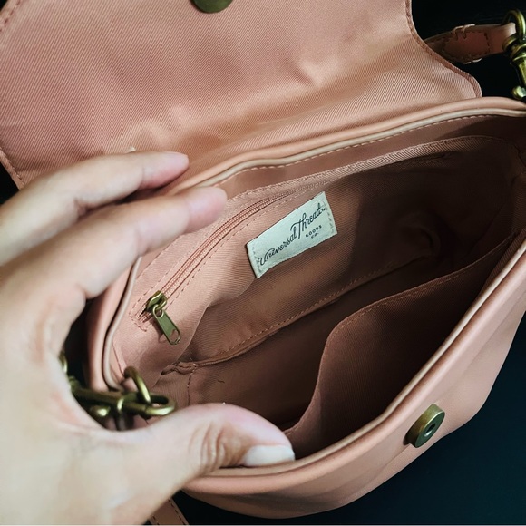 Pink Crossbody Purse - Picture 4 of 7